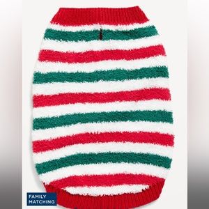 Cozy pet sweater 🎄